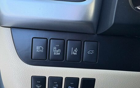 Toyota Highlander III, 2015 год, 3 200 000 рублей, 13 фотография