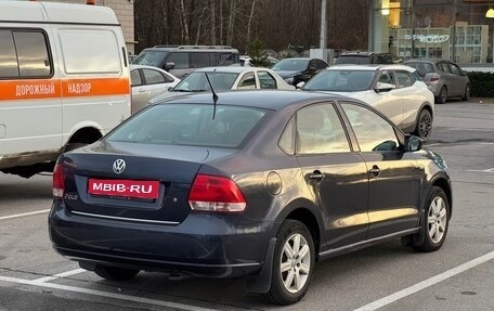 Volkswagen Polo VI (EU Market), 2013 год, 750 000 рублей, 1 фотография