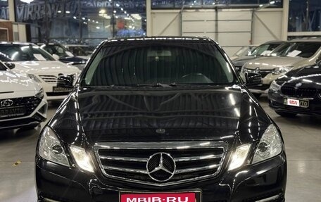 Mercedes-Benz E-Класс, 2012 год, 1 499 000 рублей, 2 фотография