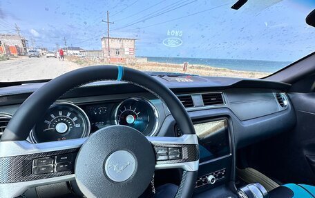 Ford Mustang VI рестайлинг, 2009 год, 1 499 000 рублей, 8 фотография