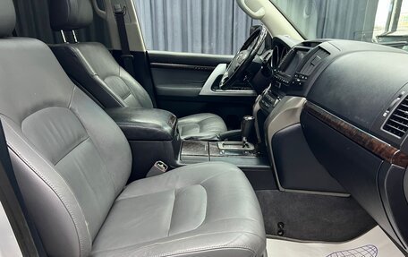 Toyota Land Cruiser 200, 2008 год, 2 850 000 рублей, 39 фотография