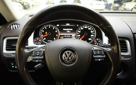 Volkswagen Touareg III, 2016 год, 3 180 000 рублей, 11 фотография