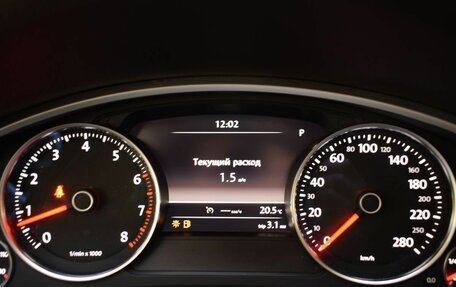 Volkswagen Touareg III, 2016 год, 3 180 000 рублей, 13 фотография