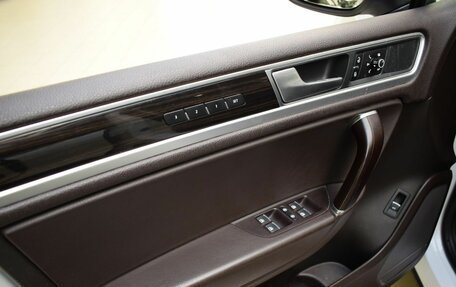 Volkswagen Touareg III, 2016 год, 3 180 000 рублей, 19 фотография