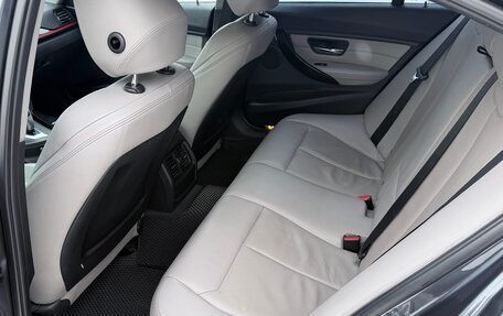 BMW 3 серия, 2011 год, 1 390 000 рублей, 10 фотография