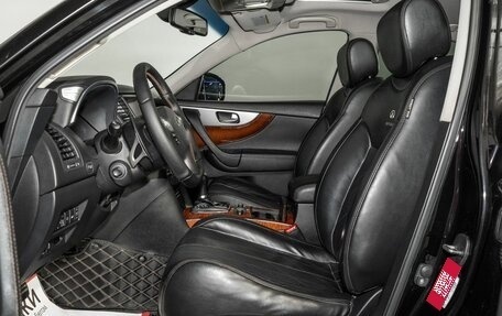Infiniti QX70, 2013 год, 1 850 000 рублей, 6 фотография