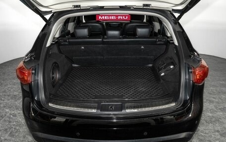 Infiniti QX70, 2013 год, 1 850 000 рублей, 19 фотография