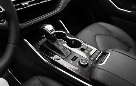 Toyota Highlander, 2025 год, 6 090 000 рублей, 9 фотография