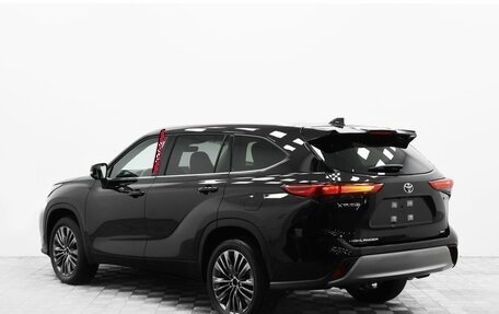 Toyota Highlander, 2025 год, 6 090 000 рублей, 5 фотография