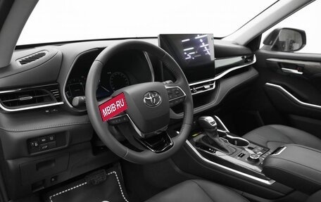 Toyota Highlander, 2025 год, 6 090 000 рублей, 8 фотография