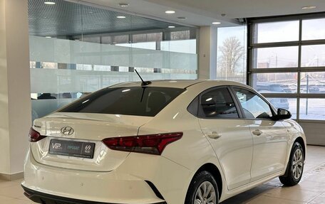 Hyundai Solaris II рестайлинг, 2021 год, 1 797 000 рублей, 4 фотография