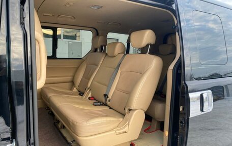 Hyundai H-1 II рестайлинг, 2021 год, 2 349 000 рублей, 10 фотография