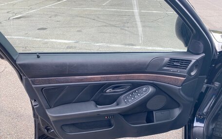 BMW 5 серия, 1998 год, 2 250 000 рублей, 18 фотография