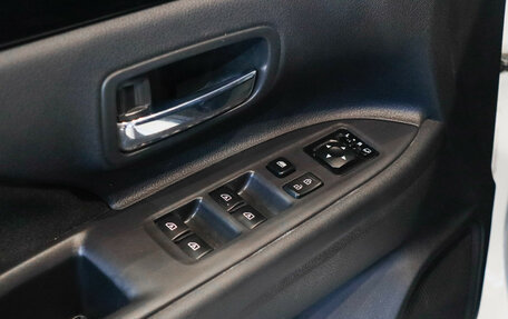 Mitsubishi Outlander III рестайлинг 3, 2022 год, 2 690 000 рублей, 20 фотография