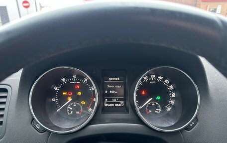 Skoda Yeti I рестайлинг, 2015 год, 1 100 000 рублей, 8 фотография