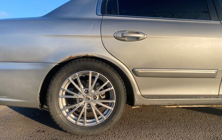 KIA Magentis I, 2004 год, 350 000 рублей, 3 фотография