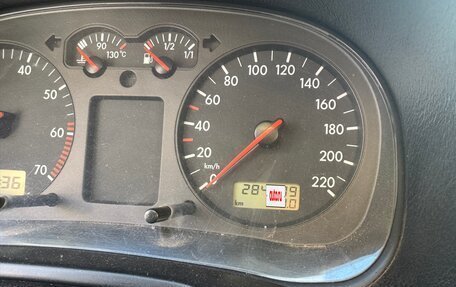 Volkswagen Golf IV, 1999 год, 220 000 рублей, 10 фотография