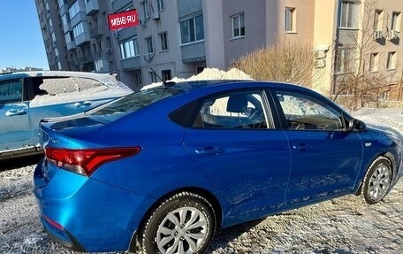 Hyundai Solaris II рестайлинг, 2017 год, 1 450 000 рублей, 5 фотография