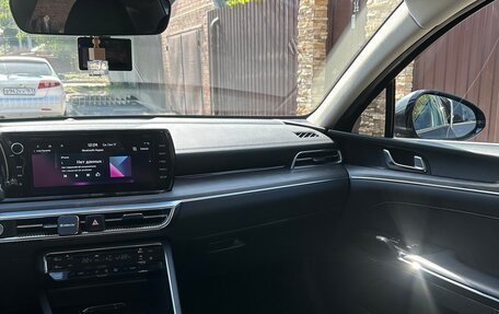 KIA K5, 2021 год, 3 250 000 рублей, 9 фотография