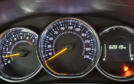Renault Logan II, 2019 год, 1 190 000 рублей, 10 фотография