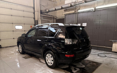 Mitsubishi Outlander III рестайлинг 3, 2009 год, 915 000 рублей, 1 фотография