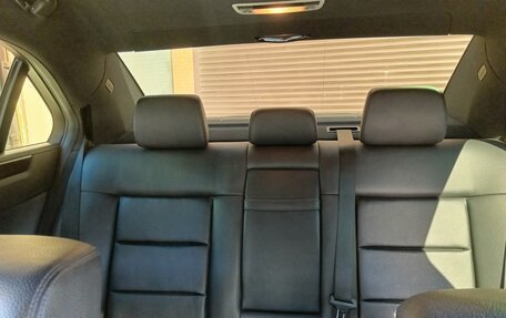 Mercedes-Benz E-Класс, 2011 год, 1 240 000 рублей, 11 фотография