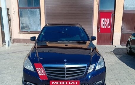 Mercedes-Benz E-Класс, 2011 год, 1 240 000 рублей, 2 фотография