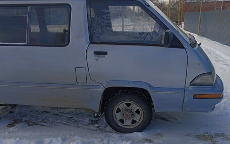 Toyota MasterAce Surf, 1990 год, 299 000 рублей, 2 фотография