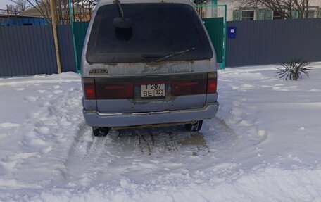 Toyota MasterAce Surf, 1990 год, 299 000 рублей, 4 фотография