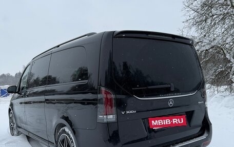 Mercedes-Benz V-Класс, 2025 год, 12 900 000 рублей, 4 фотография