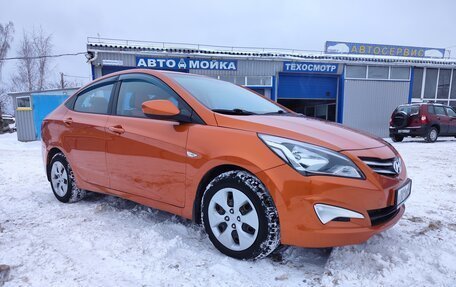 Hyundai Solaris II рестайлинг, 2015 год, 850 000 рублей, 2 фотография
