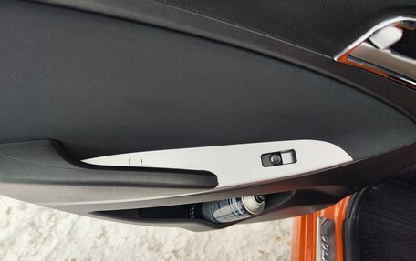 Hyundai Solaris II рестайлинг, 2015 год, 850 000 рублей, 11 фотография