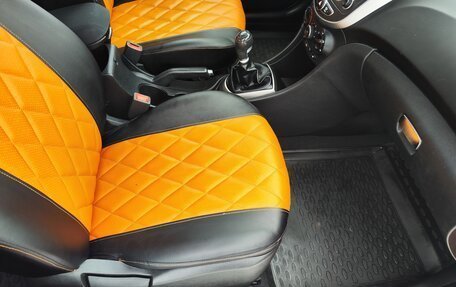 Hyundai Solaris II рестайлинг, 2015 год, 850 000 рублей, 15 фотография