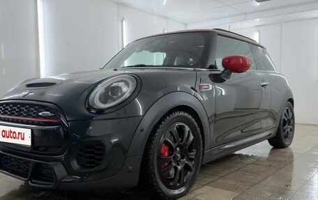MINI Hatch, 2019 год, 3 700 000 рублей, 7 фотография