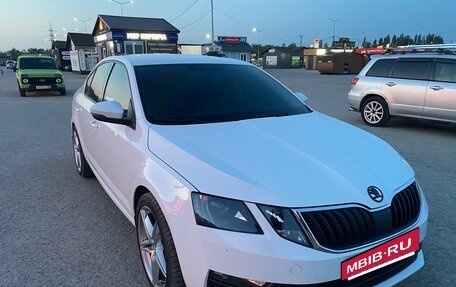 Skoda Octavia, 2019 год, 2 000 000 рублей, 4 фотография