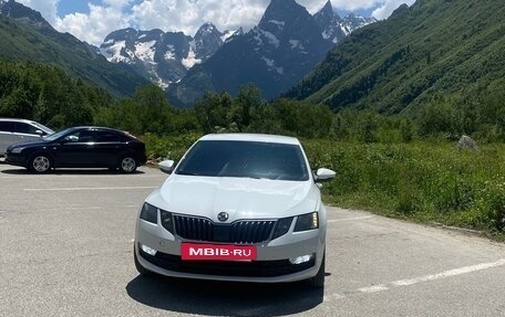 Skoda Octavia, 2019 год, 2 000 000 рублей, 2 фотография