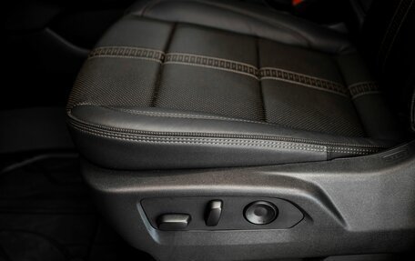 Chevrolet Suburban, 2025 год, 15 453 309 рублей, 14 фотография