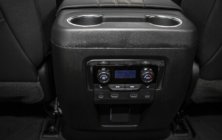 Chevrolet Suburban, 2025 год, 15 453 309 рублей, 32 фотография