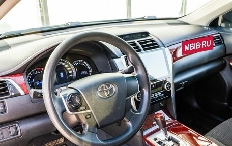 Toyota Camry, 2013 год, 1 649 000 рублей, 9 фотография