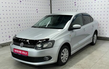 Volkswagen Polo VI (EU Market), 2011 год, 700 000 рублей, 1 фотография