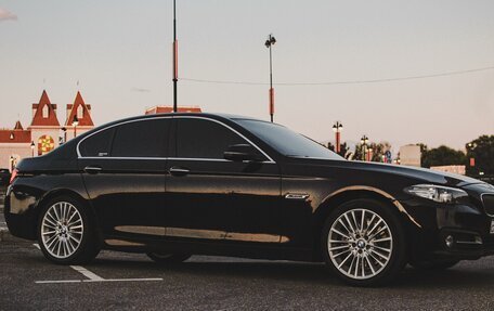 BMW 5 серия, 2014 год, 2 900 000 рублей, 12 фотография