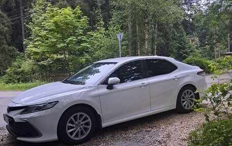 Toyota Camry, 2021 год, 3 000 000 рублей, 3 фотография