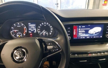 Skoda Octavia IV, 2021 год, 1 862 000 рублей, 8 фотография