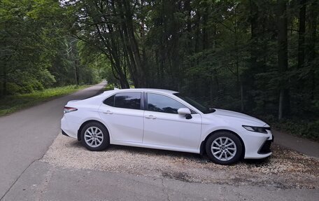 Toyota Camry, 2021 год, 3 000 000 рублей, 5 фотография