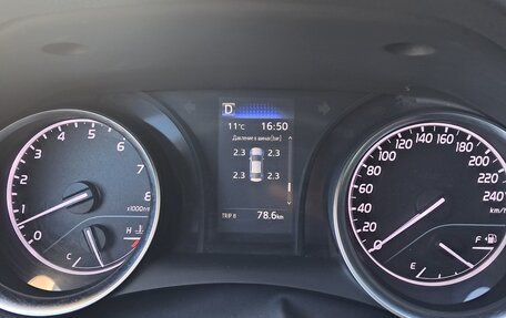 Toyota Camry, 2021 год, 3 000 000 рублей, 9 фотография