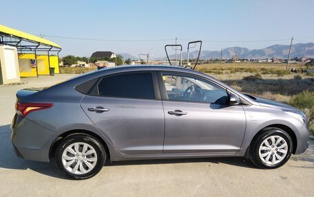 Hyundai Solaris II рестайлинг, 2019 год, 1 350 000 рублей, 18 фотография