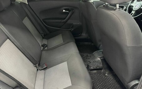 Volkswagen Polo VI (EU Market), 2011 год, 700 000 рублей, 6 фотография