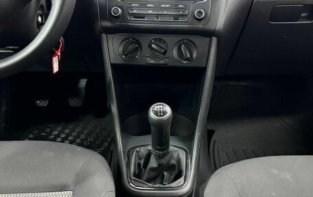 Volkswagen Polo VI (EU Market), 2011 год, 700 000 рублей, 22 фотография