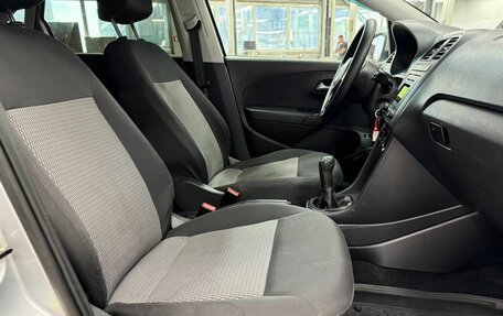 Volkswagen Polo VI (EU Market), 2011 год, 700 000 рублей, 26 фотография