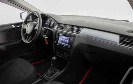 Skoda Rapid I, 2019 год, 925 000 рублей, 17 фотография